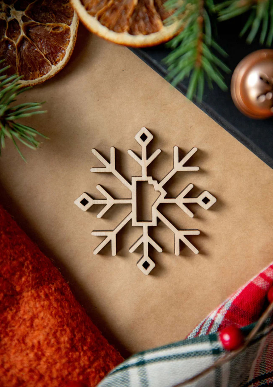 MANITOBA SNOWFLAKE ORNAMENT