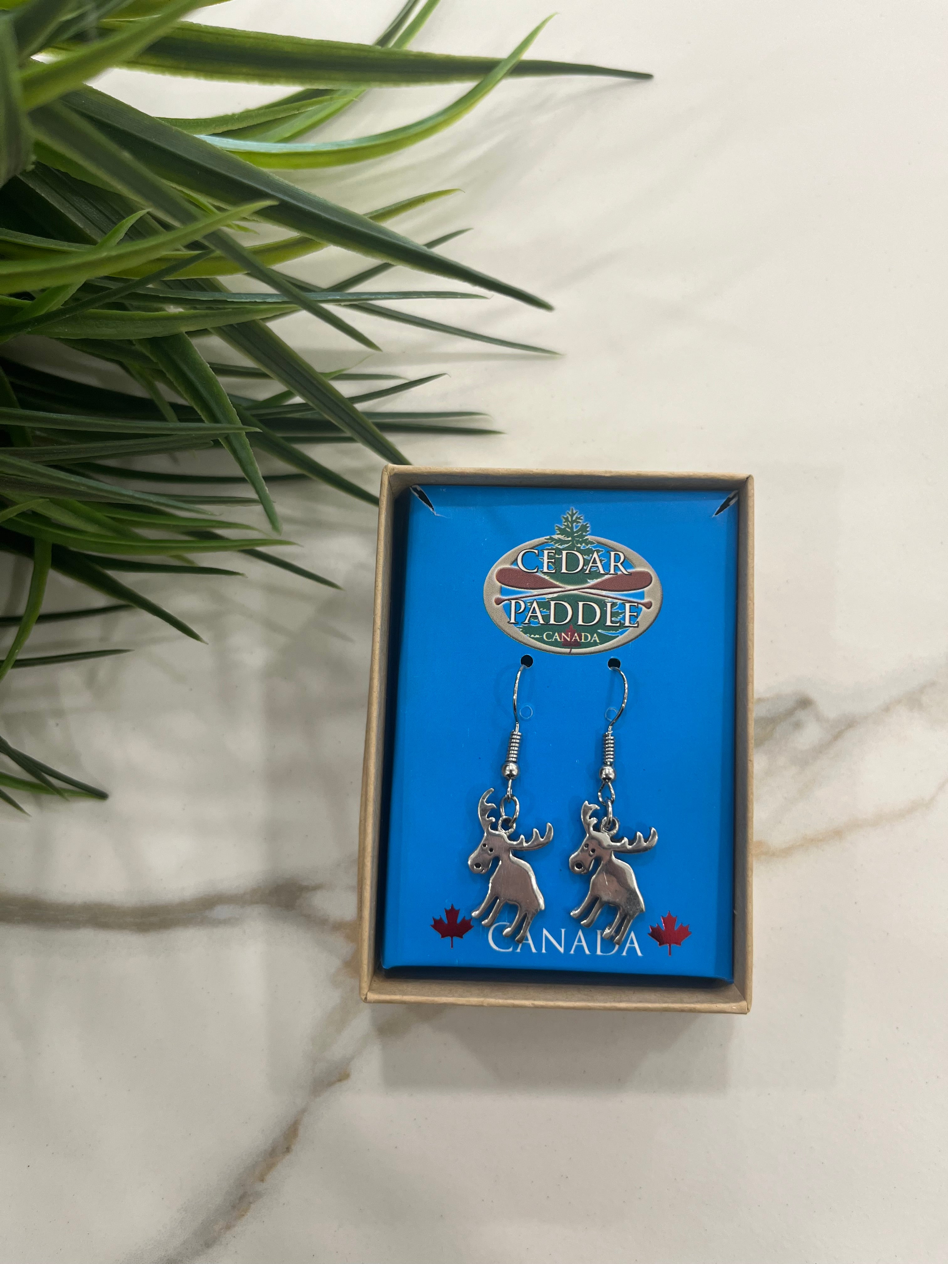 BOXED MOOSE EARRING