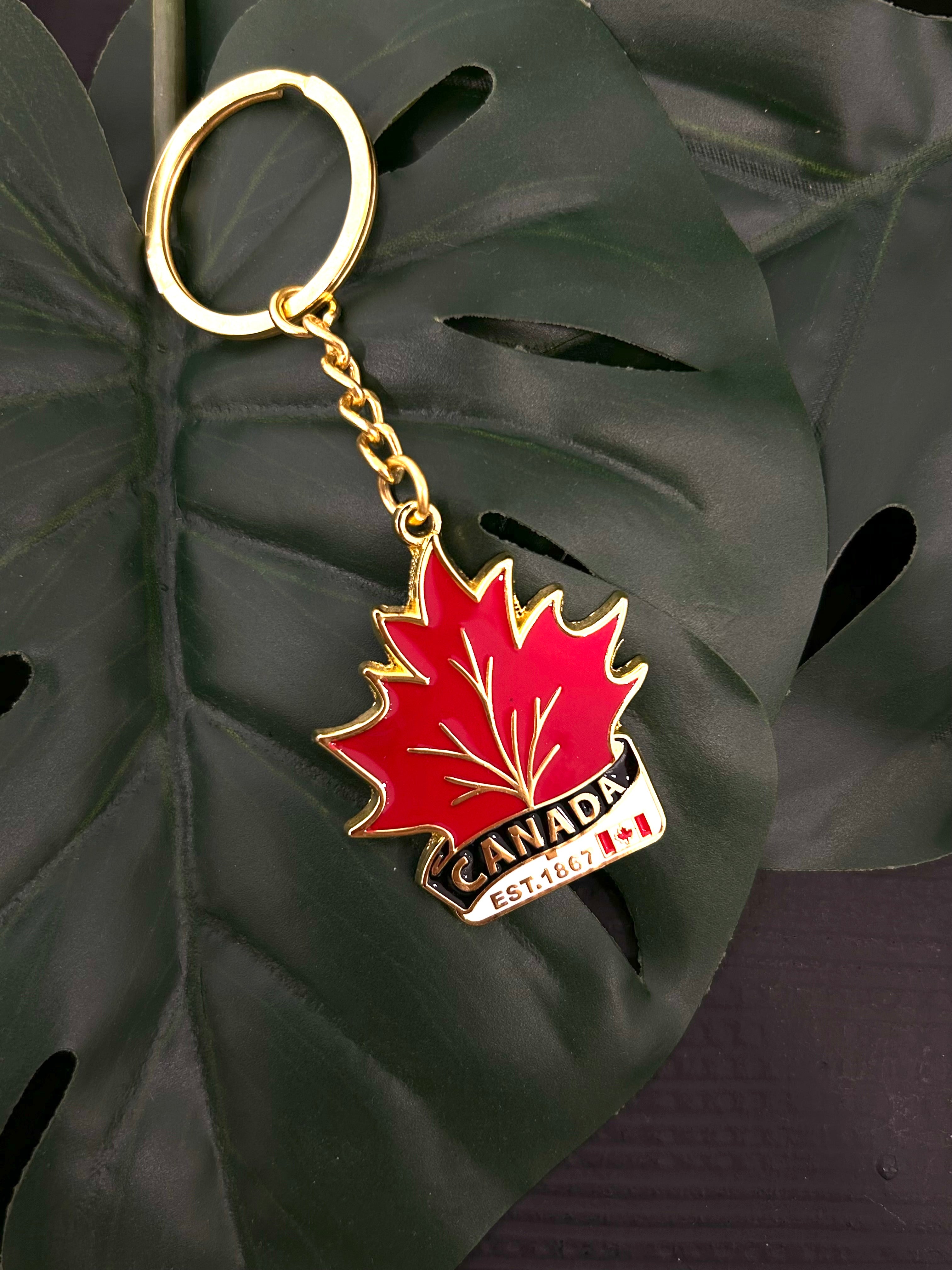 MAPLE LEAF CANADA KEYCHAIN – Oh Canada WPG