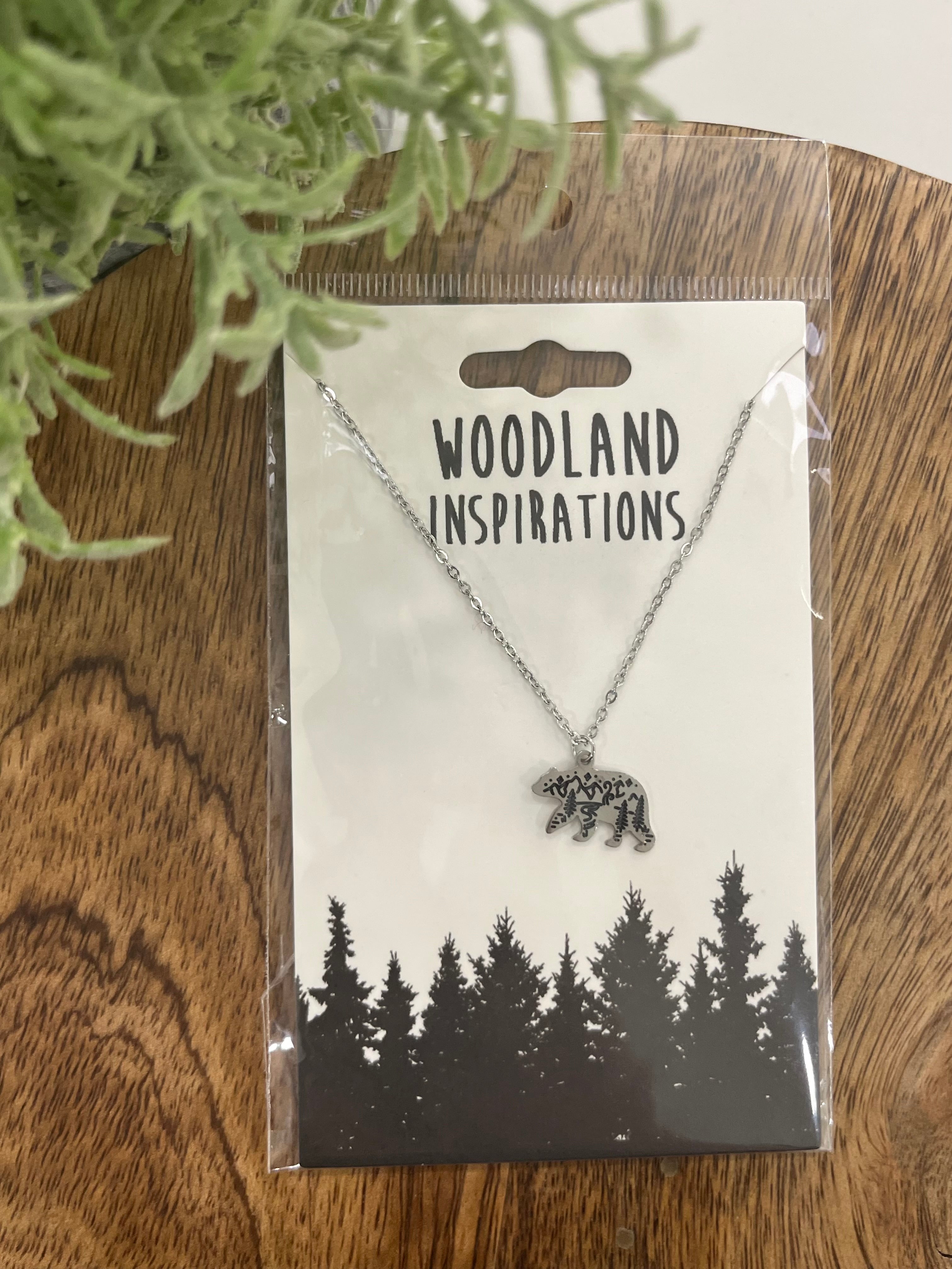 MOUNTAIN BEAR NECKLACE