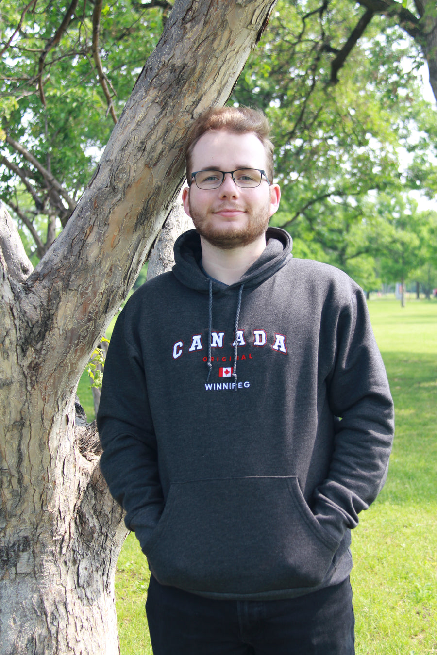 EMBROIDERED CANADA HOODIE