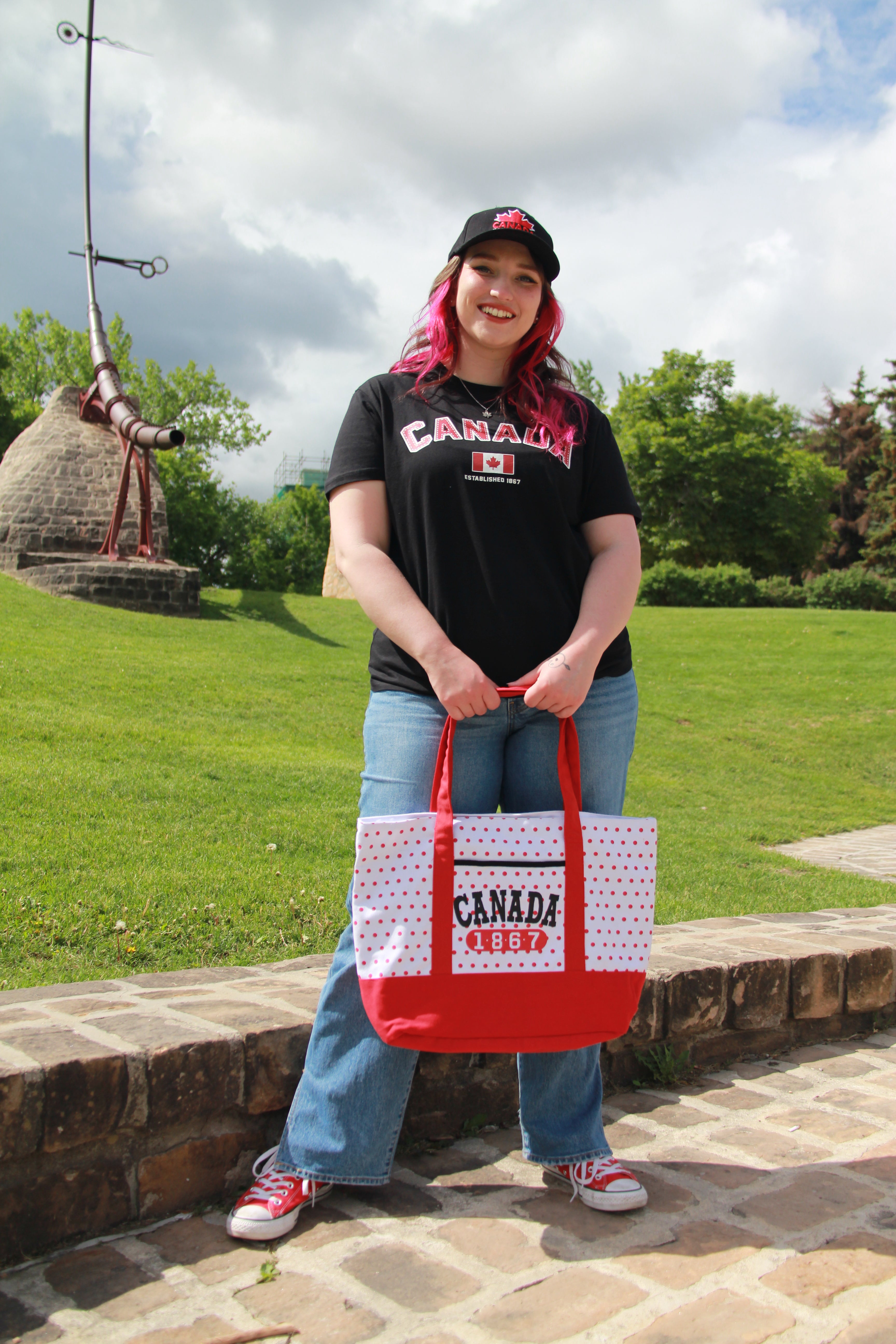 CANADA POLKA DOT TOTE