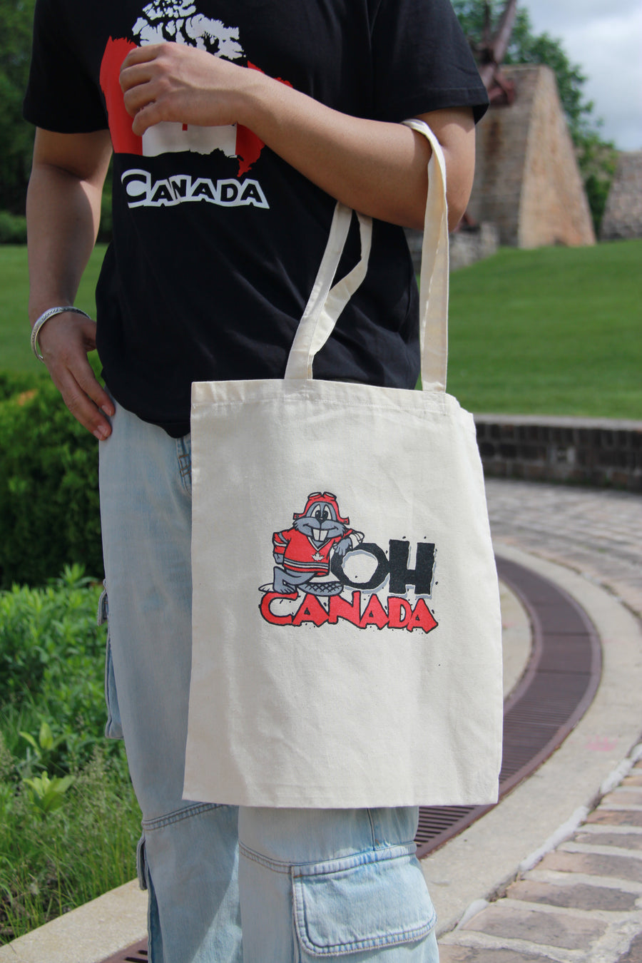 OH CANADA TOTE