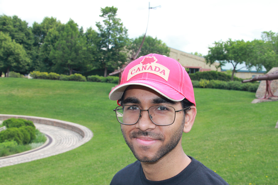APPLIQUE CANADA HAT