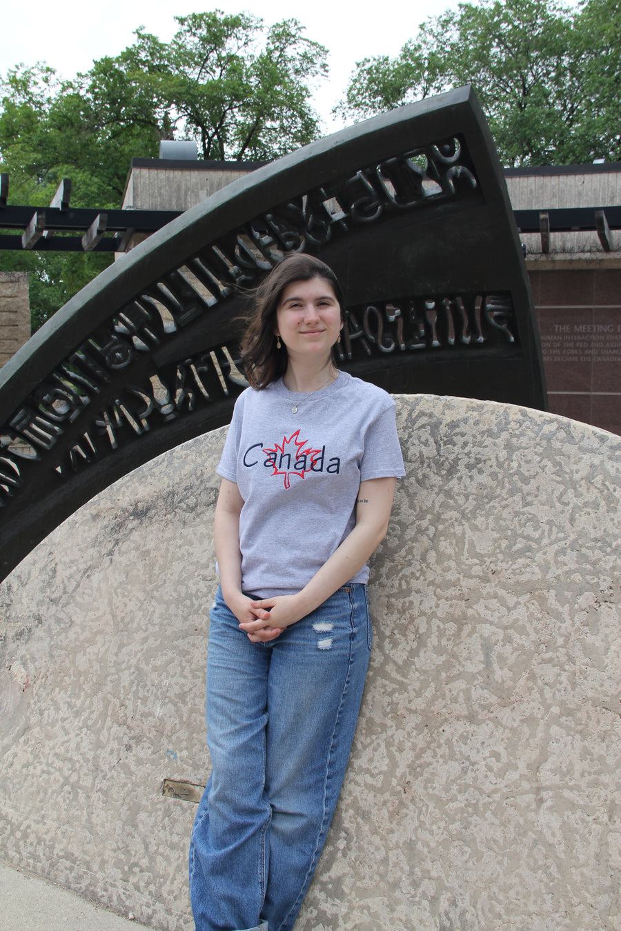 EMBROIDERED CANADA T-SHIRT