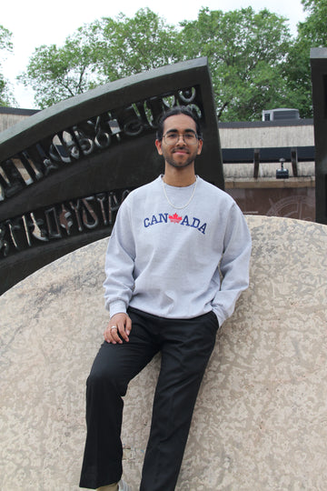 CANADA EMBROIDERED CREWNECK