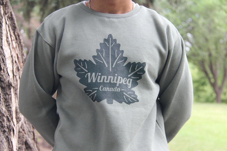 MAPLE LEAF CREWNECK