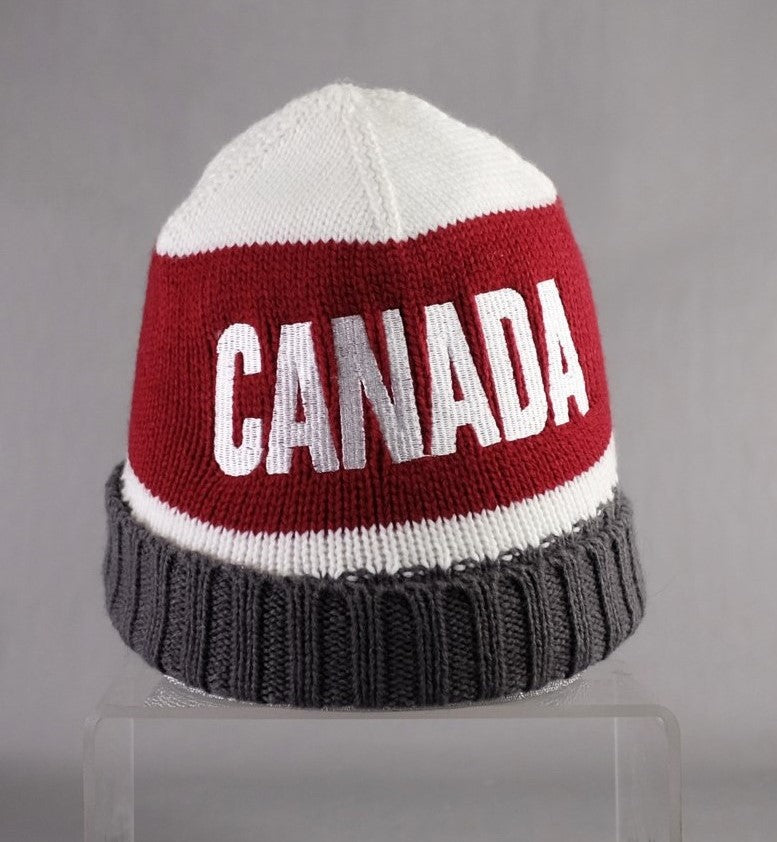 CANADA TOQUE – Oh Canada WPG