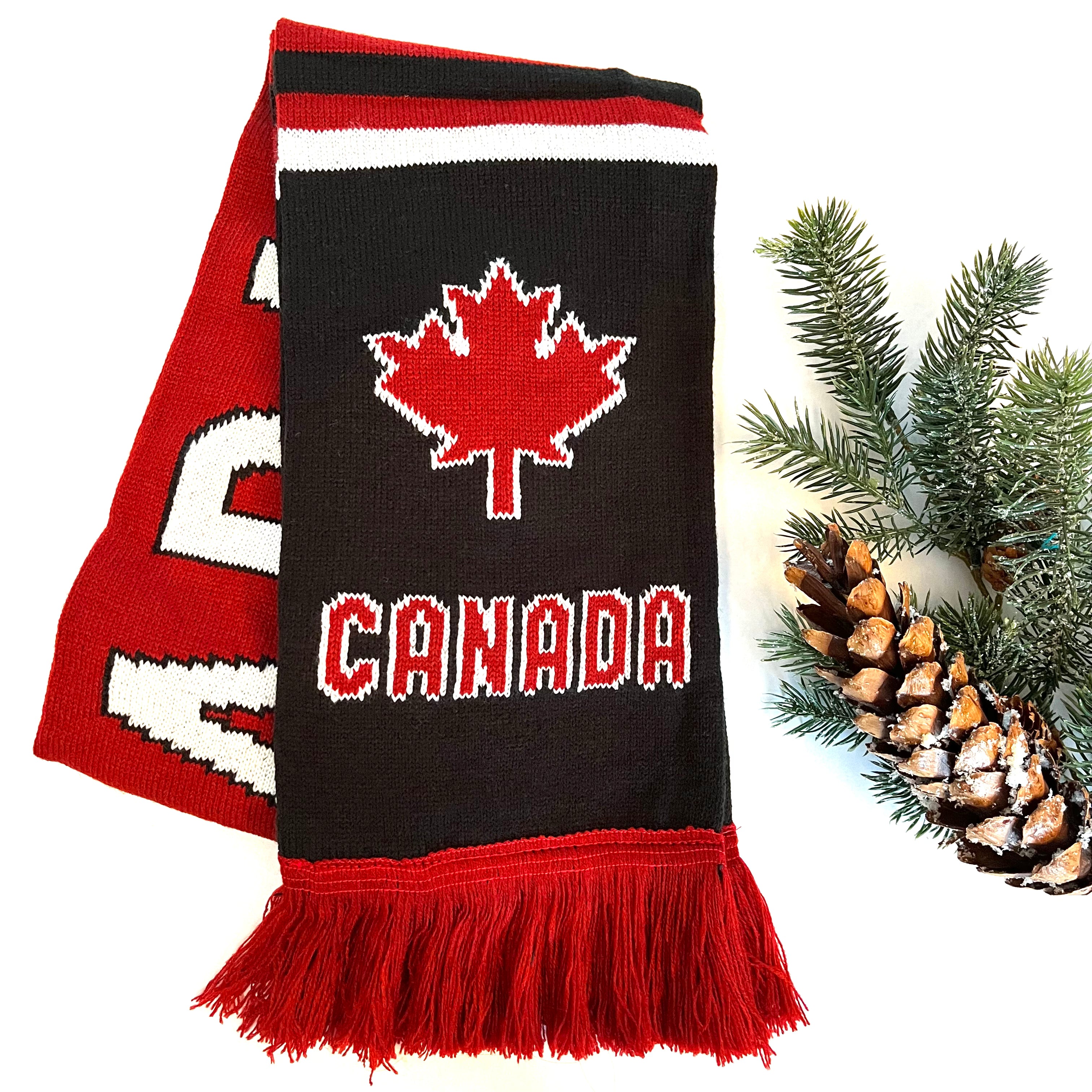 CANADA MAPLE LEAF SCARF