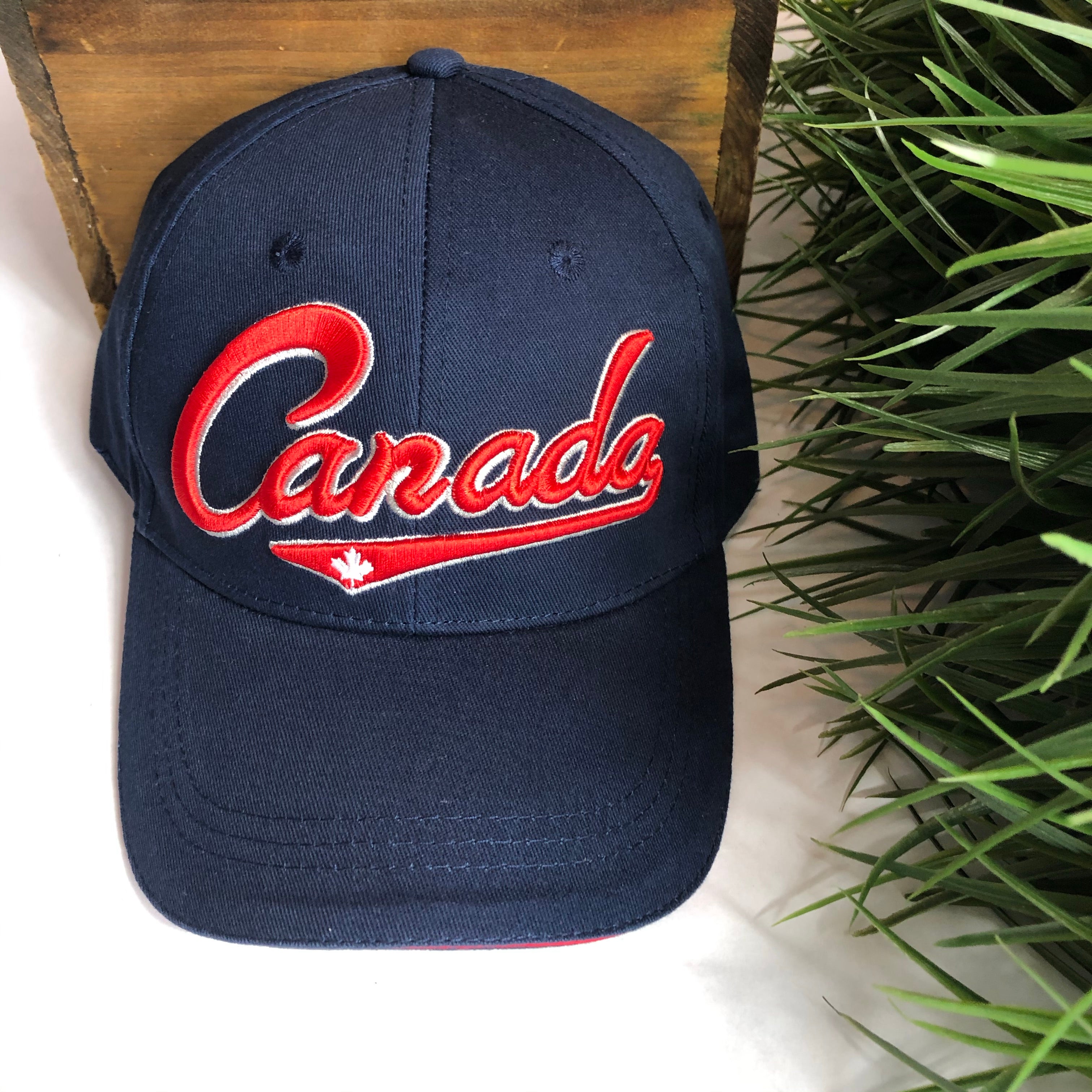 SCRIPT CANADA HAT