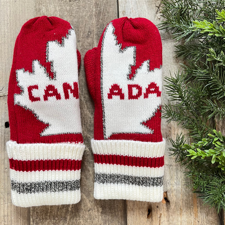 MAPLE LEAF CANADA MITTS
