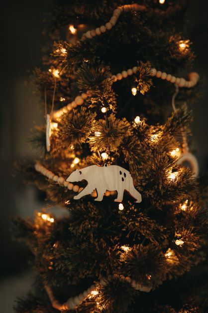 POLAR BEAR ORNAMENT