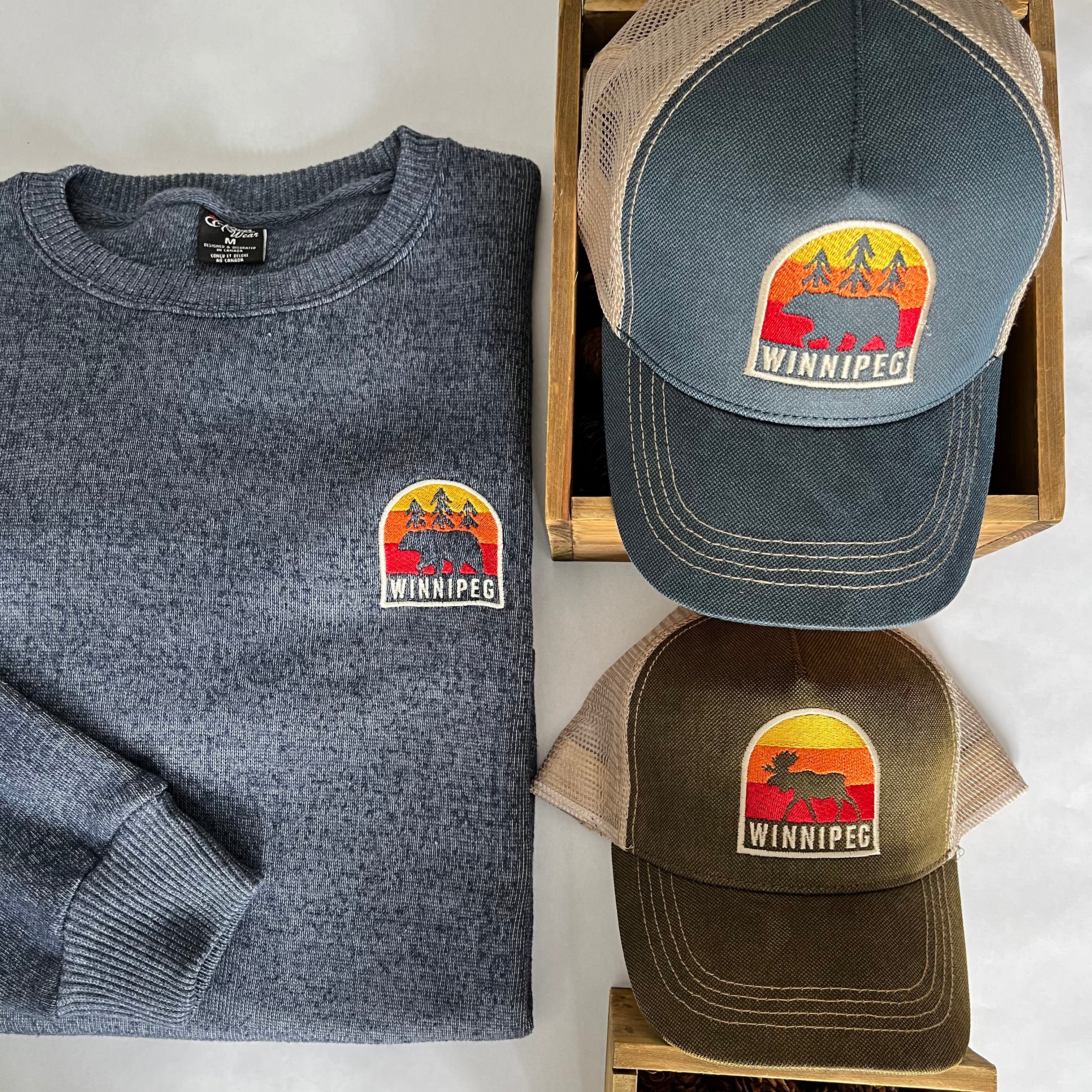 BEAR WITH SUNSET EMBROIDERY CREWNECK